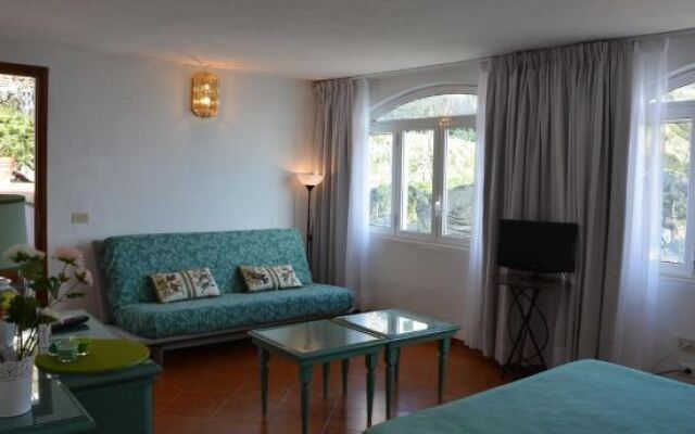 Holiday In Amalfi