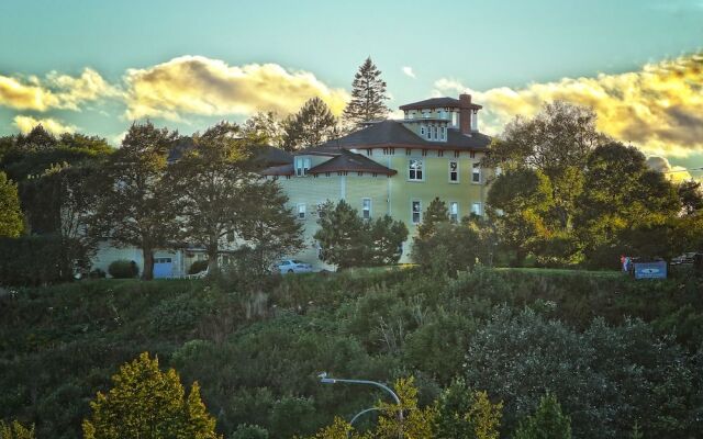 Homeport Historic Bed & Breakfast/Inn c 1858