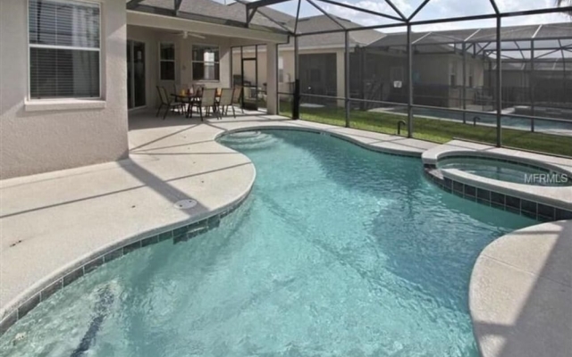 Family Home @ Tower Lake