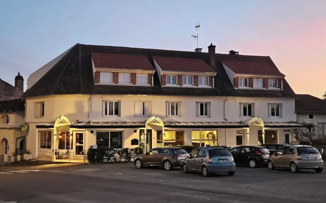 hotelImage