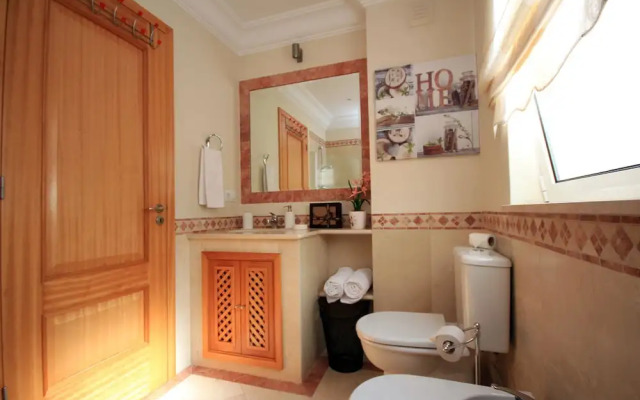 Scenic Apartment - Palheiro Village