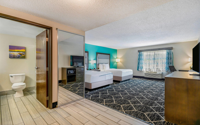 La Quinta Inn & Suites by Wyndham Batavia