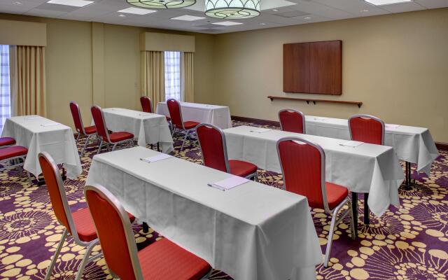 Hampton Inn Richmond Airport