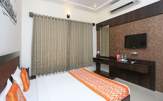 OYO 2853 Ramanand