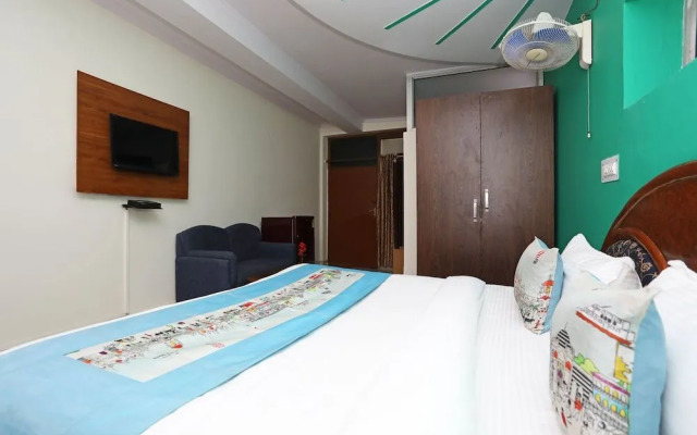 OYO 11063 Hotel Suncity