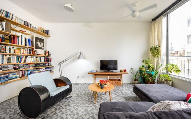 One of a kind Bright Modern and Central