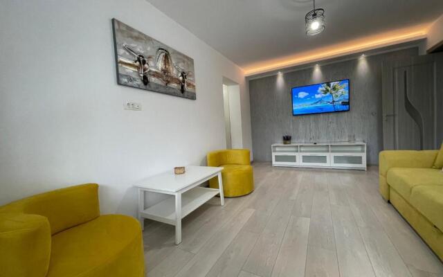 Robert’s Apartament 2