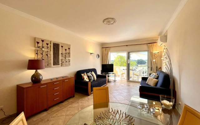 Albufeira Valley 1 With Pool by Homing