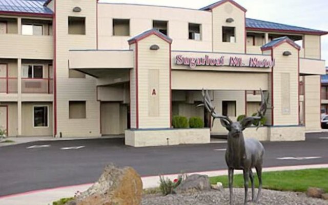 Sugarloaf Mountain Motel