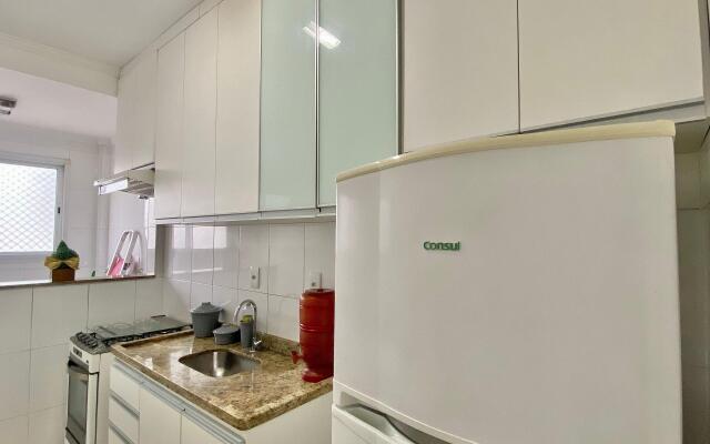 F034- Apto no Forte Churrasqueira, Wi-Fi e Piscina