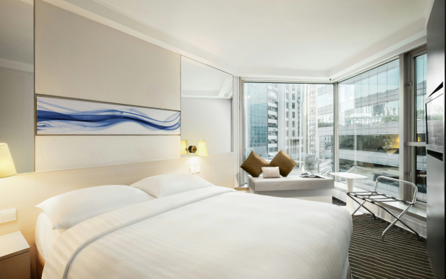 The Royal Pacific Hotel & Towers