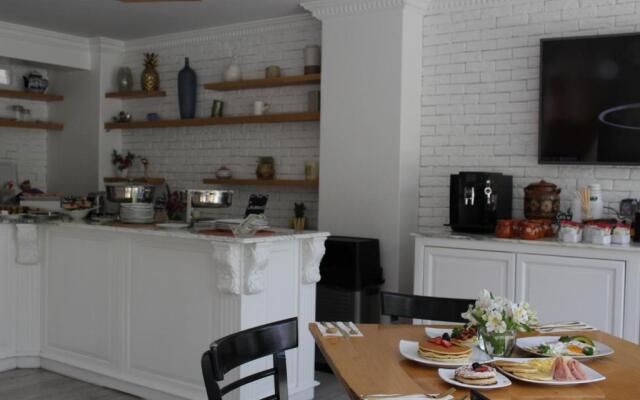 Residence L´ Heritage Tennyson by BlueBay