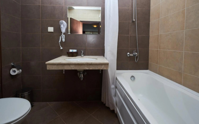 Mountain Paradise by Walnut Trees Apart hotel
