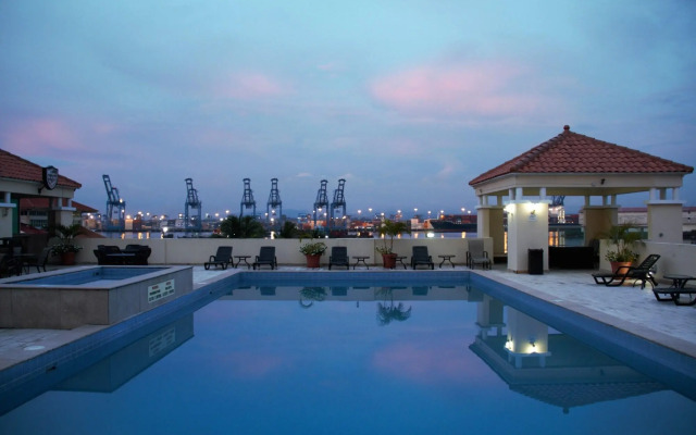 Radisson Colon 2,000 Hotel & Casino