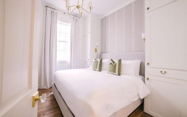 Guesthouse Charleston EAST 42 B