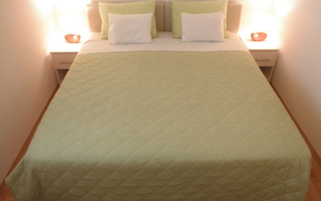 Green Park Apartments