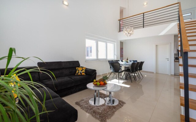 Stunning Home in Posedarje With 4 Bedrooms, Wifi and Outdoor Swimming Pool
