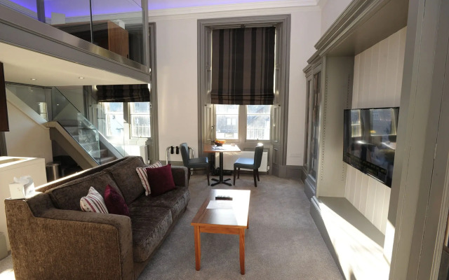 Court Residence
