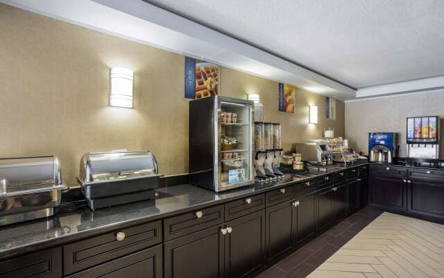 Best Western Harrisburg North Hotel