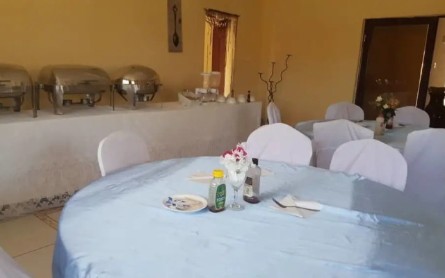 Twin Cave Lodge