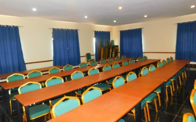 Range Lands Hotel