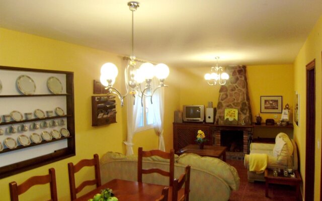 House With 4 Bedrooms in O Saviñao, With Enclosed Garden and Wifi - 3