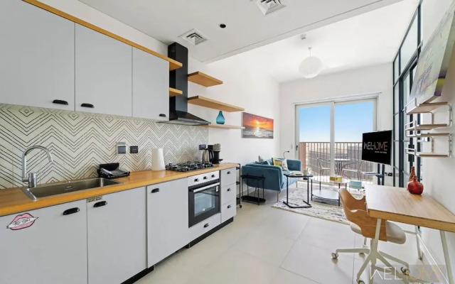 WelHome - Beautiful 1BR Apt in Dubai Hills with City View