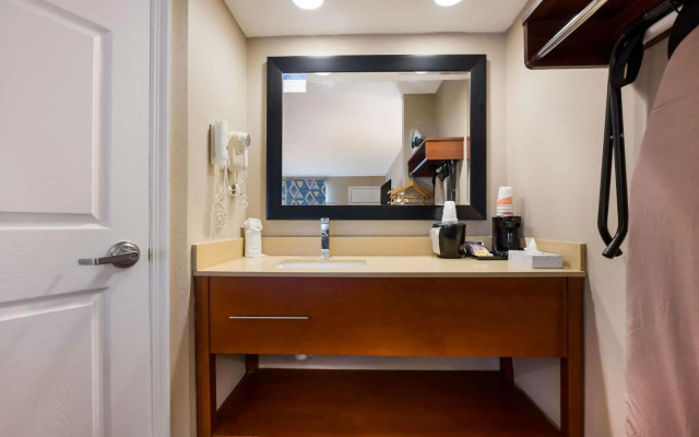 Quality Inn Oxford Anniston I-20
