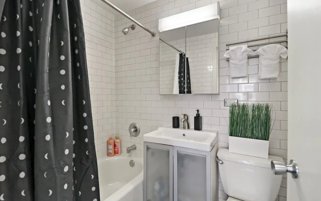 2BR Apt in Hyde Park - Algonquin 8E