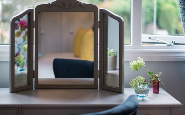 1863 Restaurant with Rooms