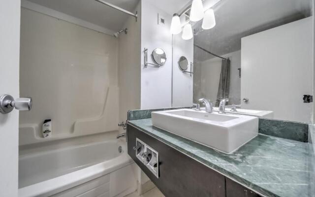 Motel 6 Niagara Falls, ON – Near the Falls