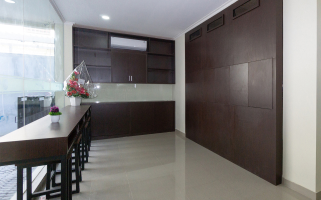 Super OYO Collection O 1626 Alena Residence