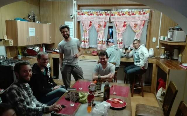 Hostal La Morenita - Hostel