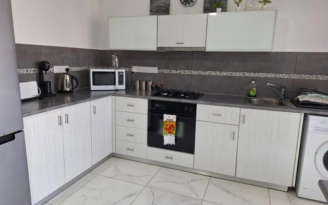 Diana House Apartment