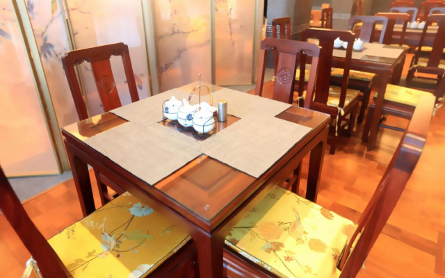 Dali Junbo Haiyue Seaview Hotel