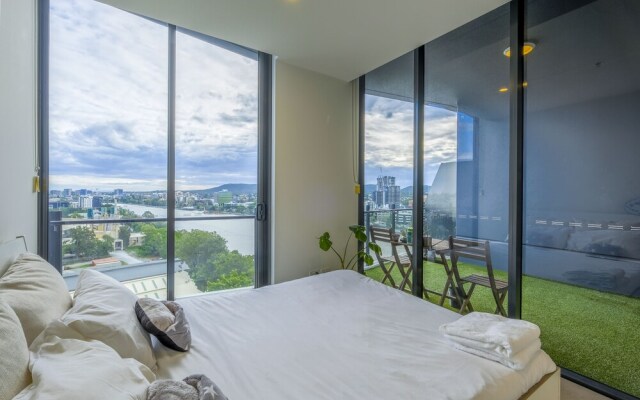 Homely Apartment at Waterfront