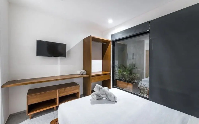 2 BR Great Located Natural Lightning