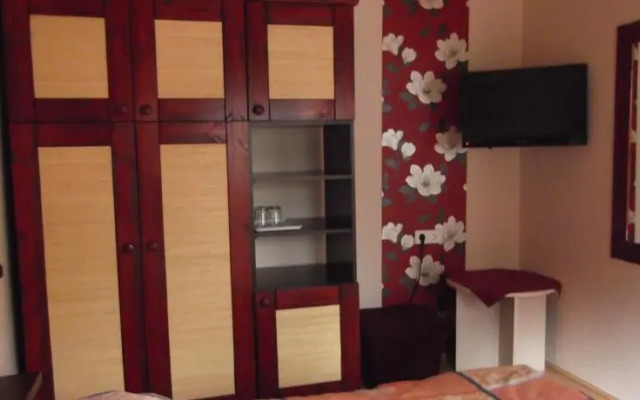 Borostyán Vendégház Eger