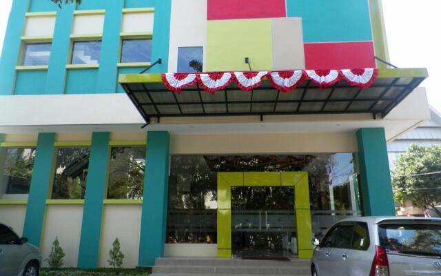 Tiatira Kencana Hotel