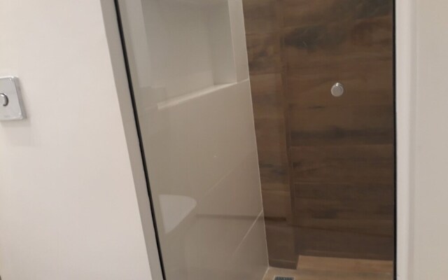 Gohouse - Ataulfo 201