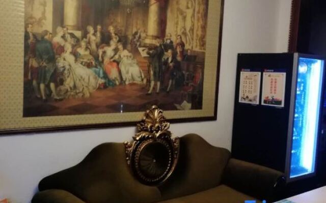 Yancheng Innovative Hotel