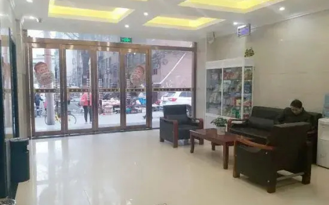 Ruiting Hotel (Zhengda Yi Affiliated Hospital Medical College Subway Station)
