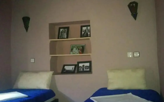 Auberge Tafraout Armed