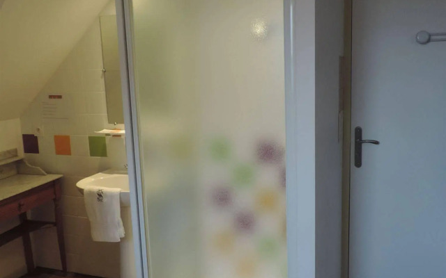 Select Hotel