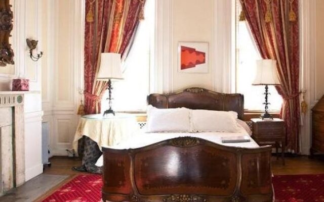 Taft Bridge Inn