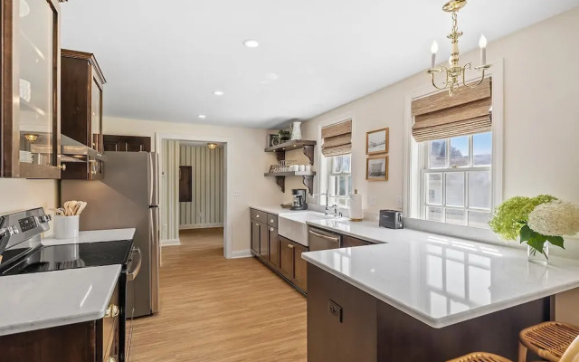 The Rochester Inn, A Historic Hotel