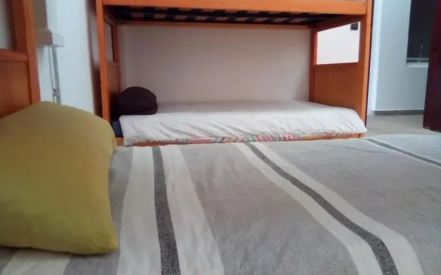 Escuela de Surf y Hostel Baldaio
