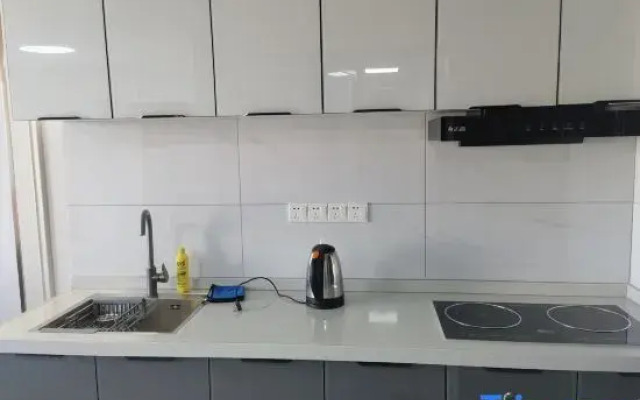 Square Seaview Apartment