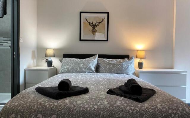 StayCrewe Apartments
