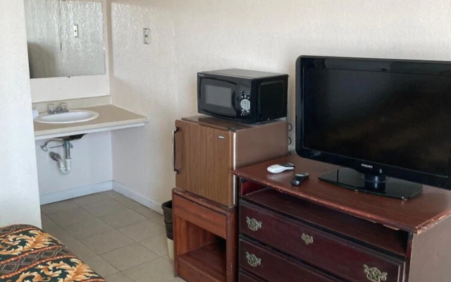 Surfside Motel
